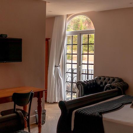 Vila Pugliesi Hotel Boutique Ленсойс Екстер'єр фото