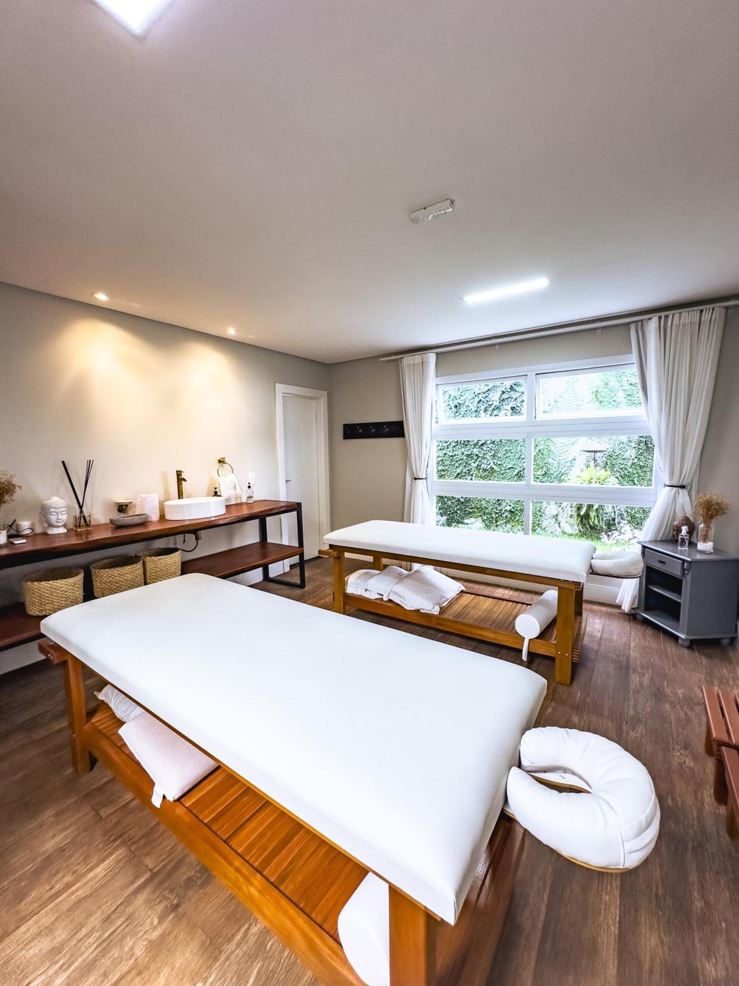 Vila Pugliesi Hotel Boutique Ленсойс Екстер'єр фото